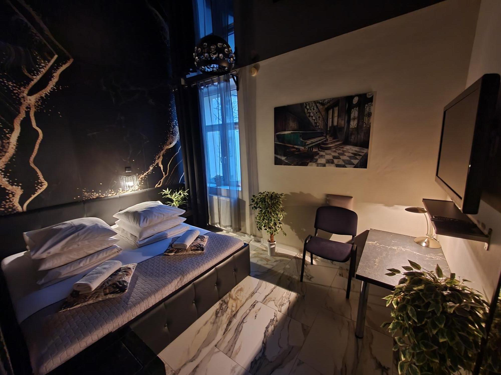 Apartament Z Jacuzzi Krakow Rynek Oda fotoğraf
