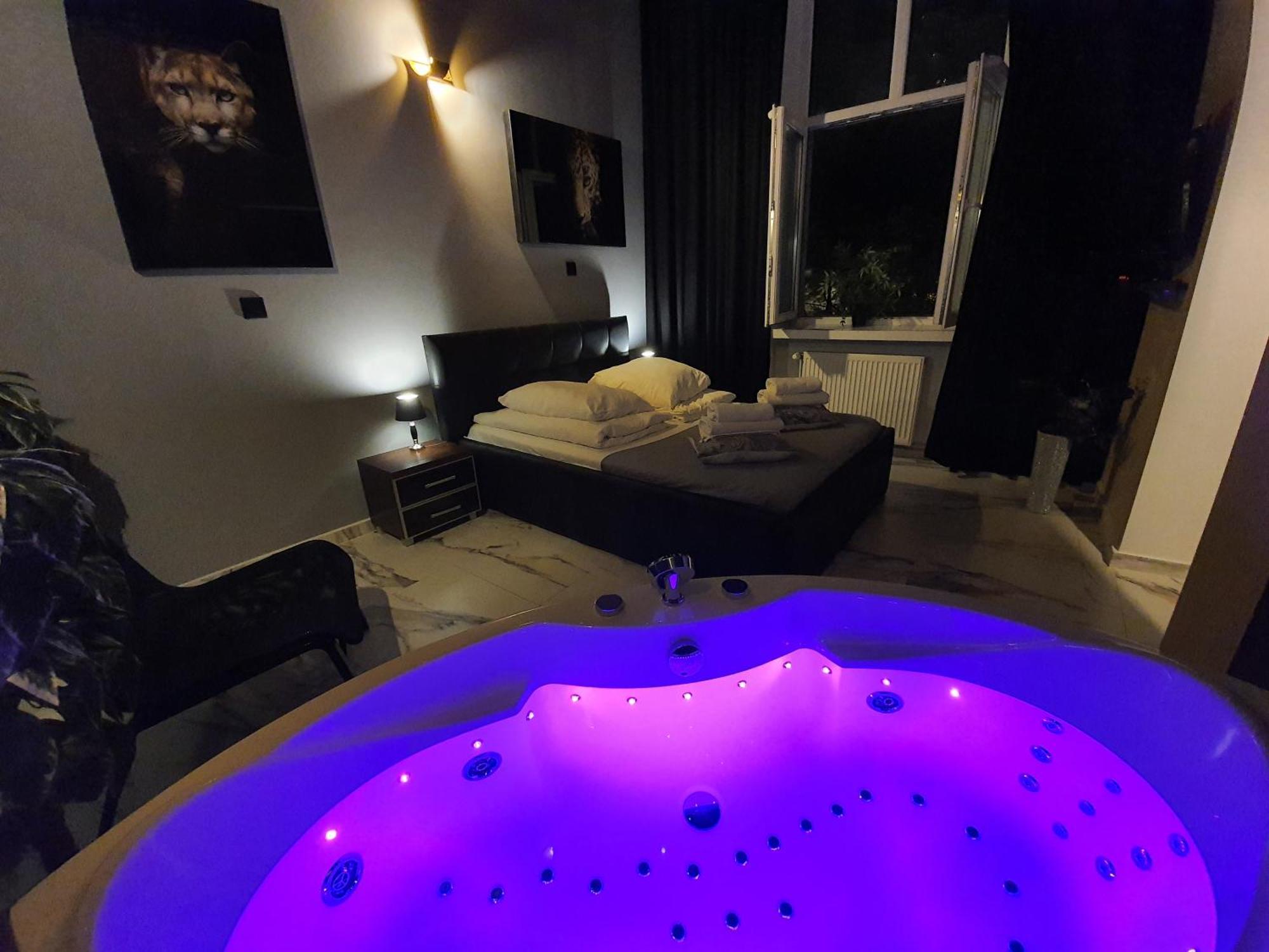 Apartament Z Jacuzzi Krakow Rynek Oda fotoğraf